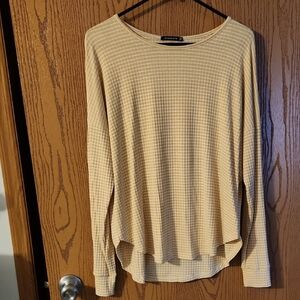 Staccato Cream Long Sleeve Top NWOT